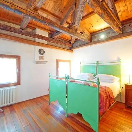 Ponte Dei Greci Wifi 162 * Венеция